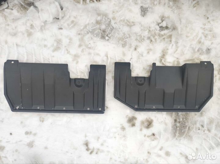 Щиток днища мотора защитный Mitsubishi