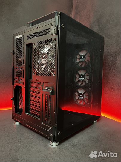 Корпус Corsair Crystal Series 680X RGB