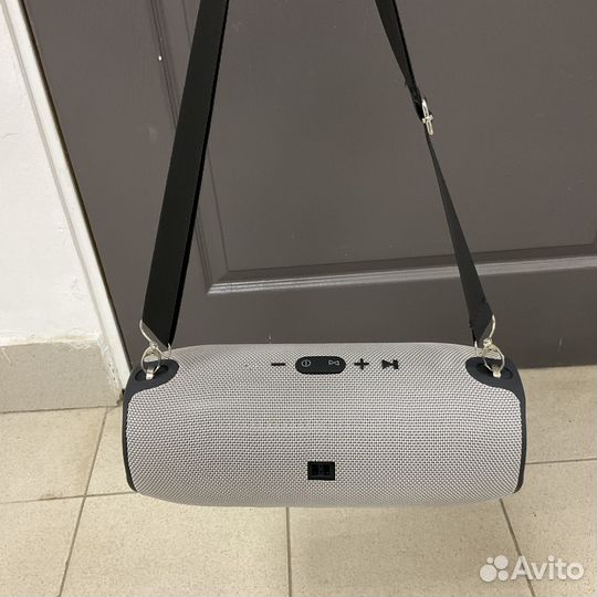 Портативная колонка большая новая прм2