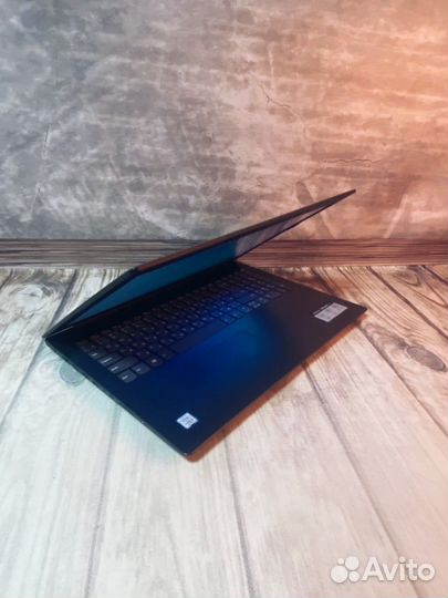 Мощный Ноутбук Lenovo / Graрhics / SSD / 8gb DDR4