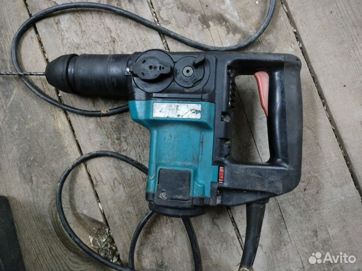 Перфоратор makita