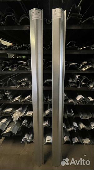 Порог левый Nissan Terrano II R20, Ford Maveric 19