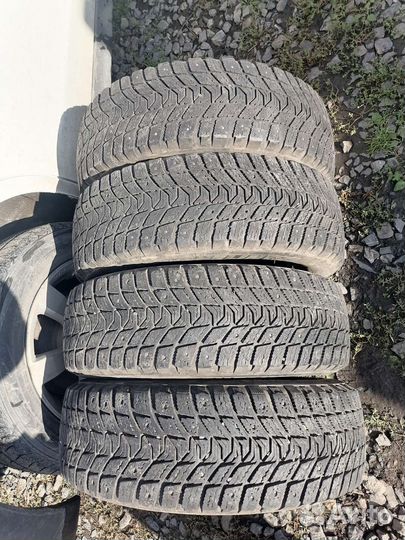 Michelin X-Ice North 3 185/60 R14