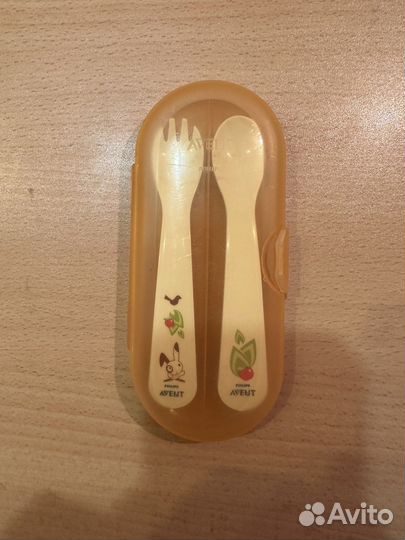 Ложечка и вилочка в футляре