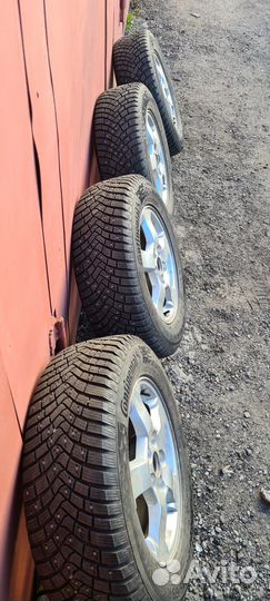 R16 Continental IceContact 3 SUV 215/65, PCD 5x114.3 DIA 67.1