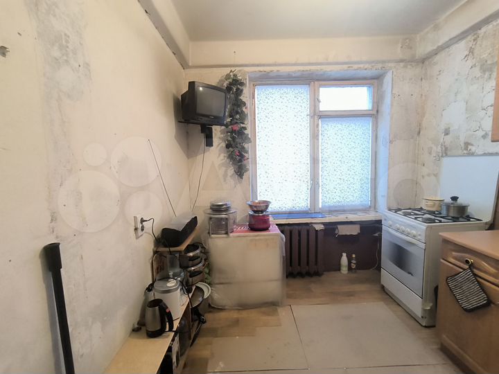 Доля в 3-к. квартире, 58 м², 5/5 эт.