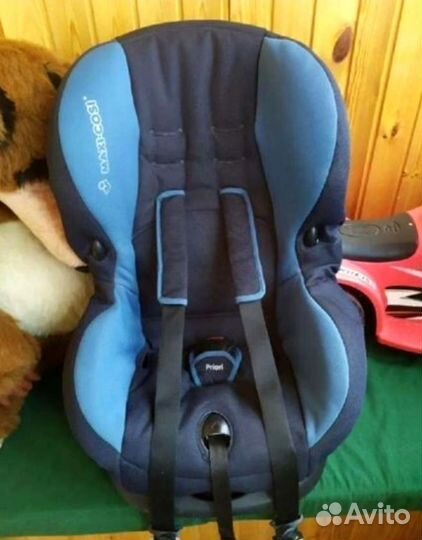 Автомобильное кресло maxi cosi