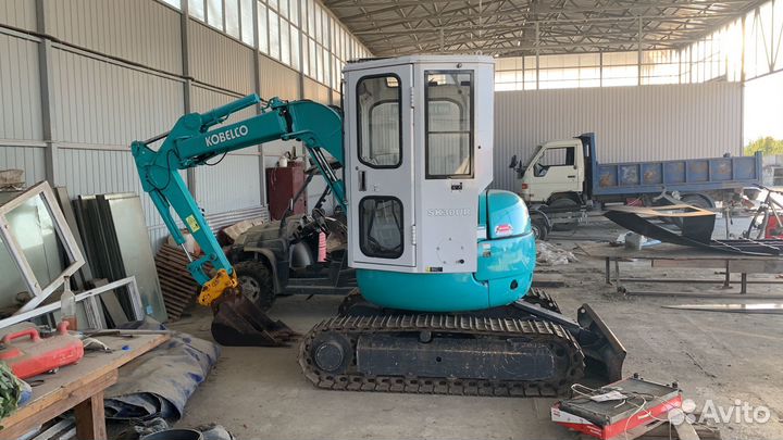 Мини-экскаватор Kobelco SK30UR, 2000