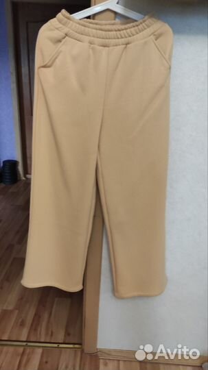 Спортивный костюм женский