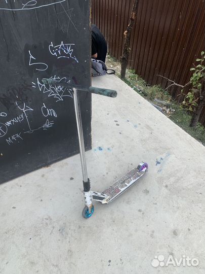 Трюковой самокат