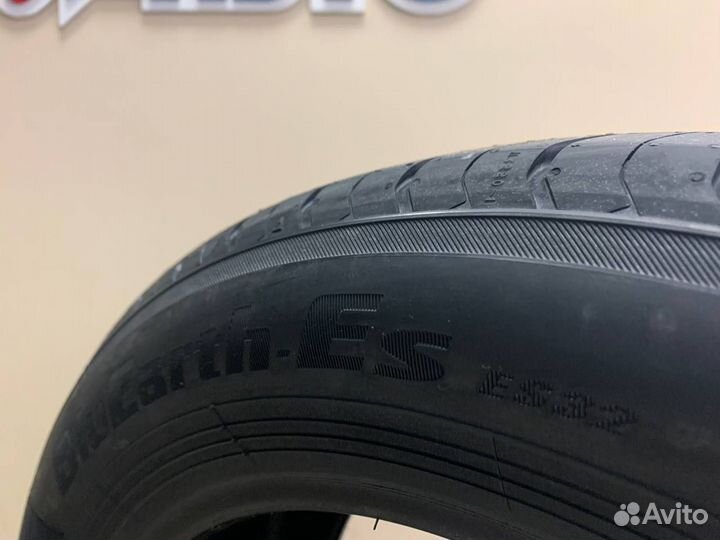 Yokohama BluEarth-ES ES32 215/55 R17 94V
