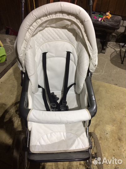 Коляска roan marita prestige экокожа белая 2 в 1