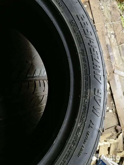 Bridgestone Potenza G019 Grid 235/45 R17 97W