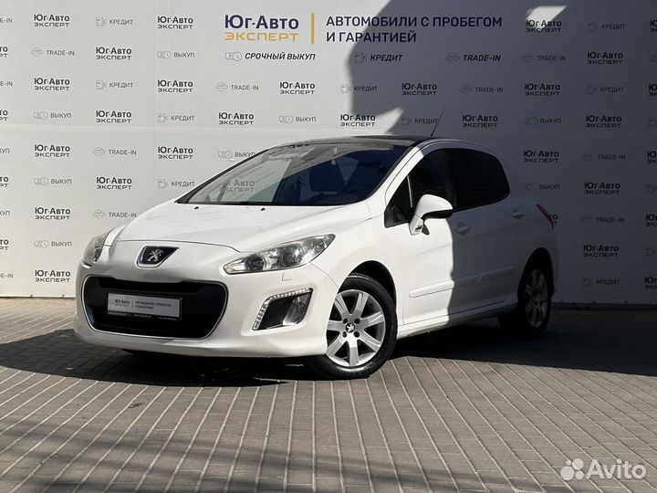 Peugeot 308, 2011