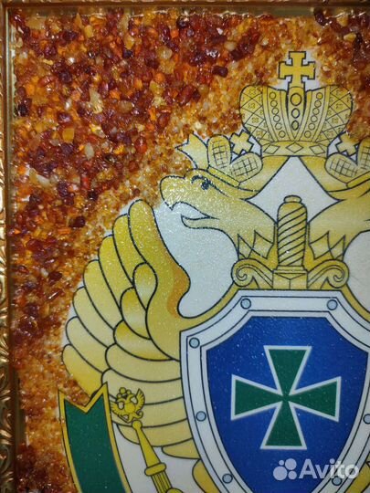 Герб пограничной службы,янтарное панно