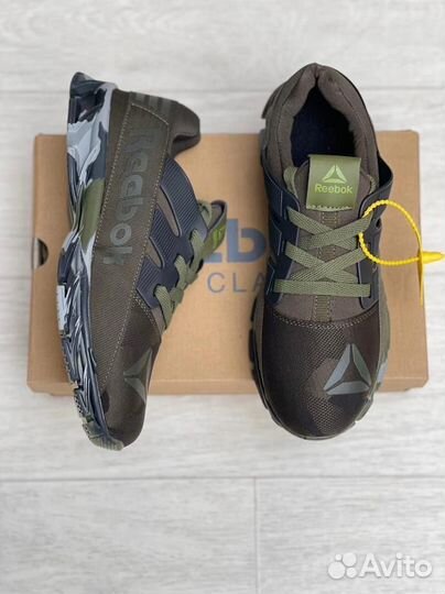 Кроссовки рибок хаки осень