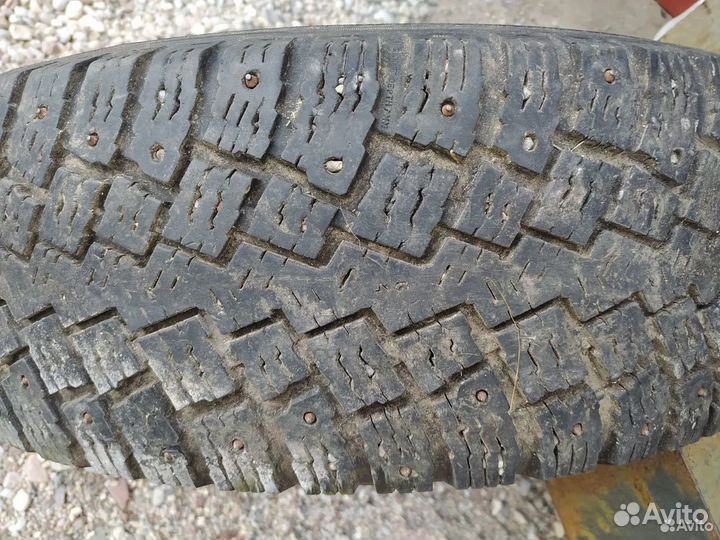 Nokian Tyres Hakkapeliitta LT2 245/75 R16 120Q