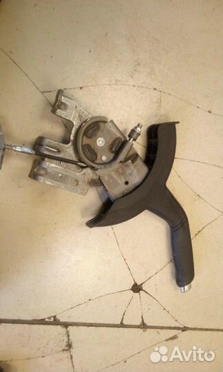 Рычаг стояночного тормоза Hyundai Solaris