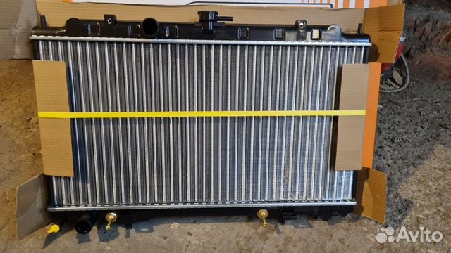 Радиатор primera P12 01-08 RHD QR20 / 25 / SR20