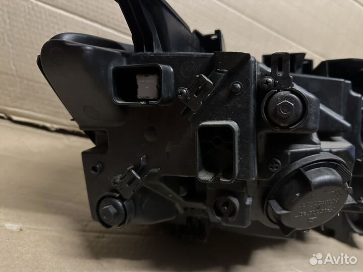 Kia Sorento 4 Фара передняя левая