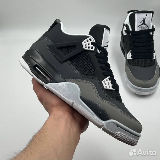 Nike Air Jordan 4 Retro