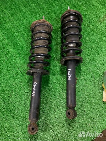 Стойка подвески передняя Toyota Chaser GX90