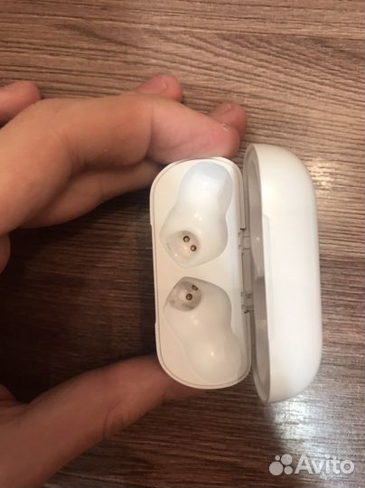 Беспроводные наушники