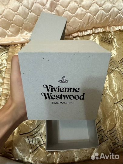 Vivienne westwood часы