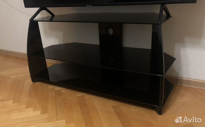 Стеклянная тумба