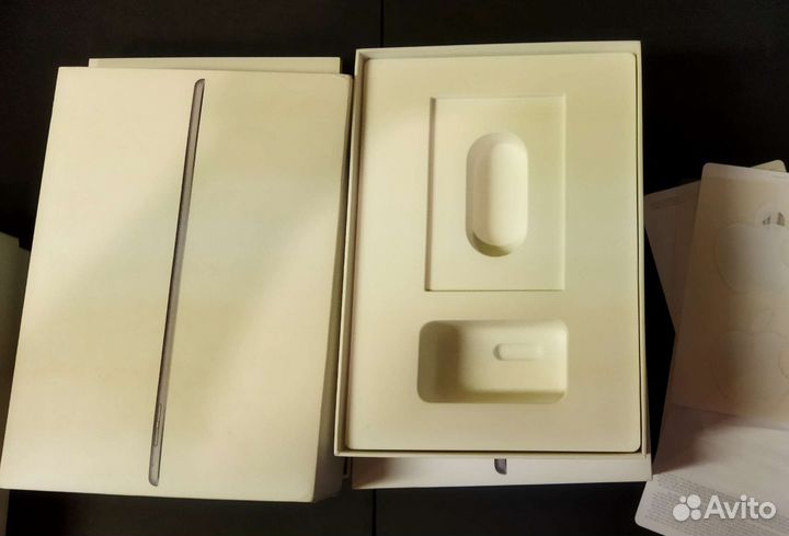 Коробки от iPad air