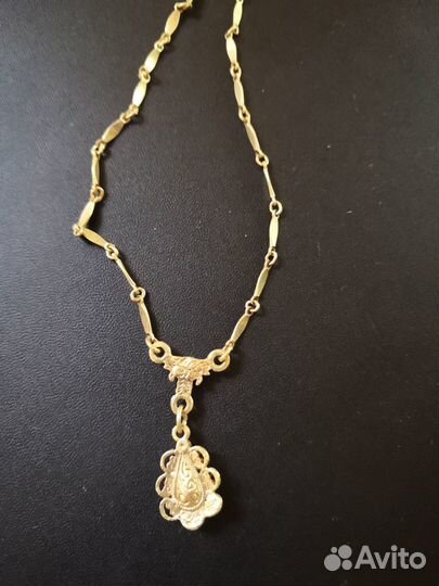 Колье короткое Кулон со стразами бижутерия