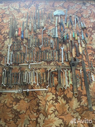 Инструментальный ящик с инструментами