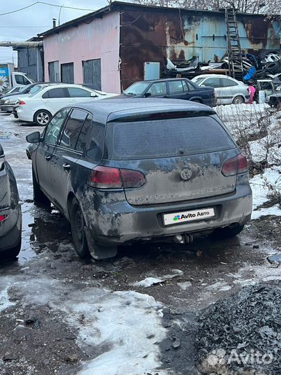 Volkswagen Golf 1.6 AMT, 2012, битый, 250 000 км