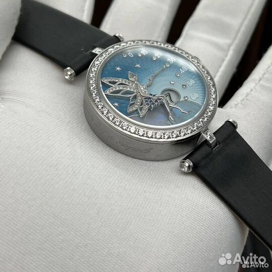 Женские часы Van Cleef