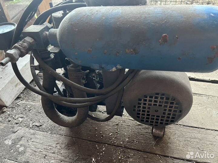 Воздушный компрессор