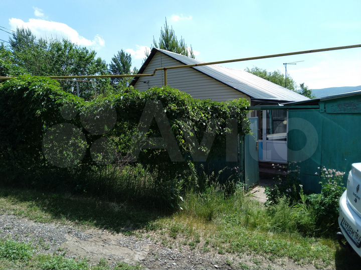 Дом 50 м² на участке 16 сот.