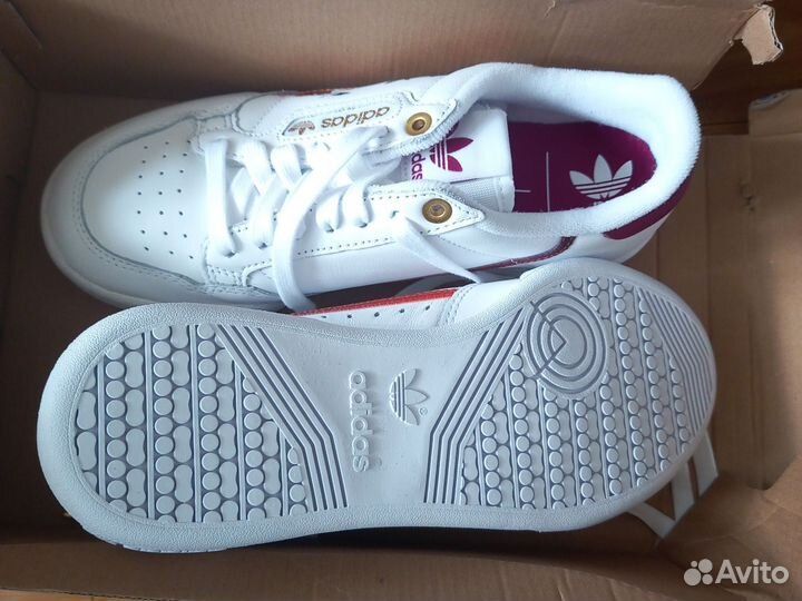 Кроссовки Adidas Continental