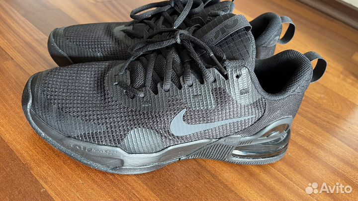 Кроссовки nike