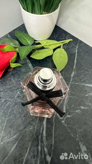 Gucci Flora Gorgeous Gardenia 48мл витринные