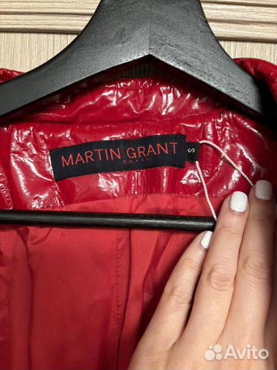 Плащ женский лаковый / жакет