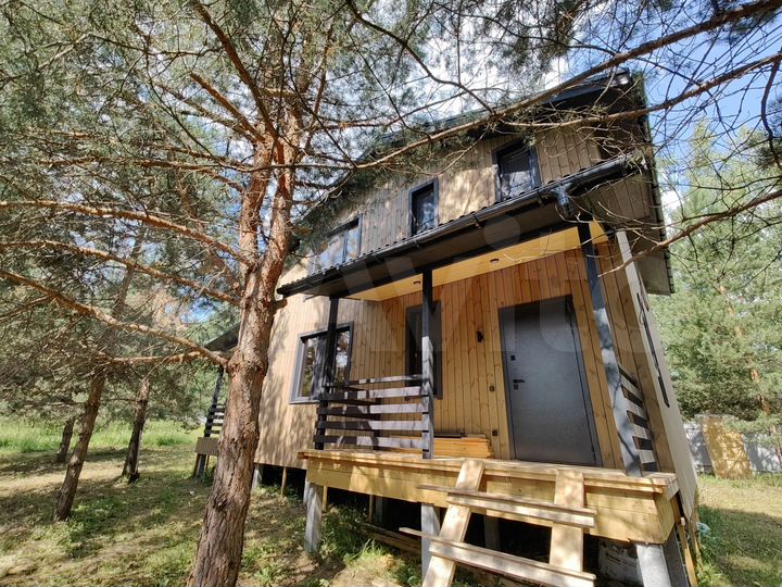 Коттедж 148 м² на участке 10 сот.