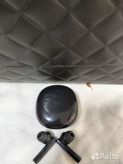 Беспроводные наушники realme buds Air Pro