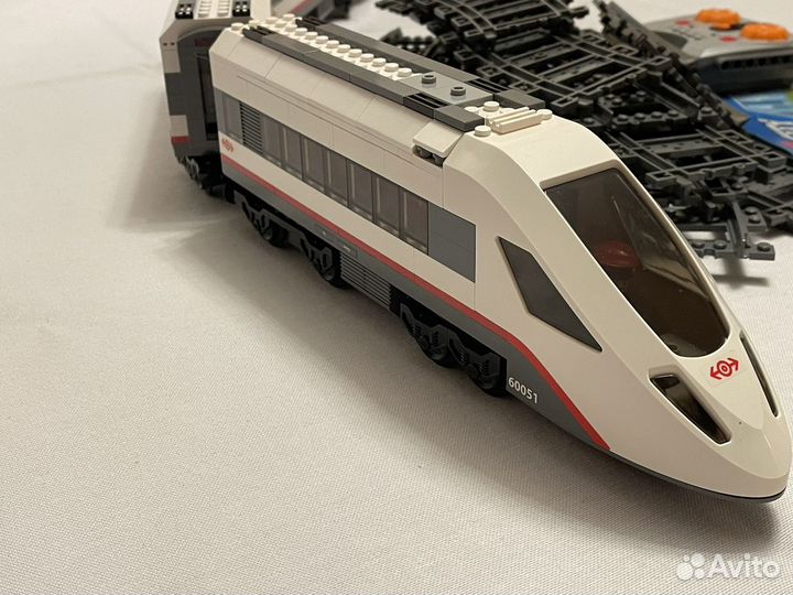 Lego поезд 60051