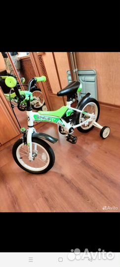 Детский трехколесный велосипед новый