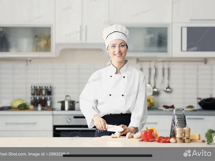 Повар в семью 3 дня в неделю с 8 до 13ч