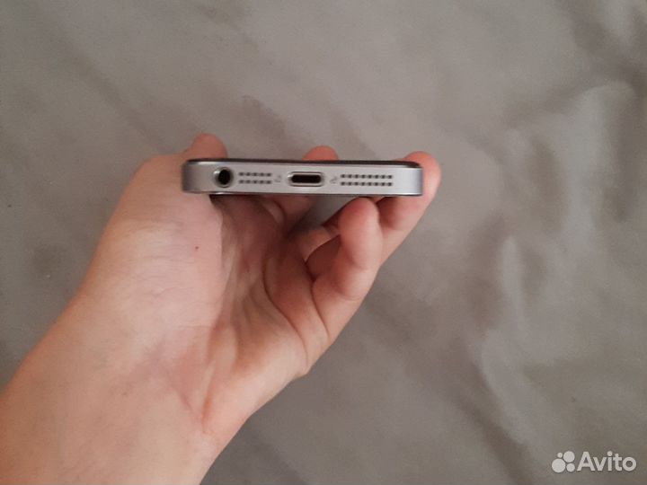 iPhone 5S, 32 ГБ