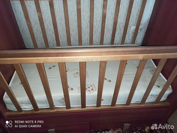 Продам детскую кроватку