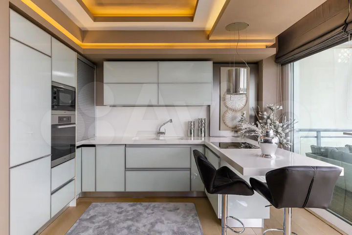 1-к. квартира, 56,4 м², 17/25 эт.