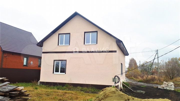 Дом 141,9 м² на участке 8,4 сот.