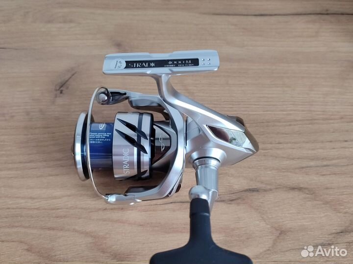 Катушка Shimano Stradic 23 4000